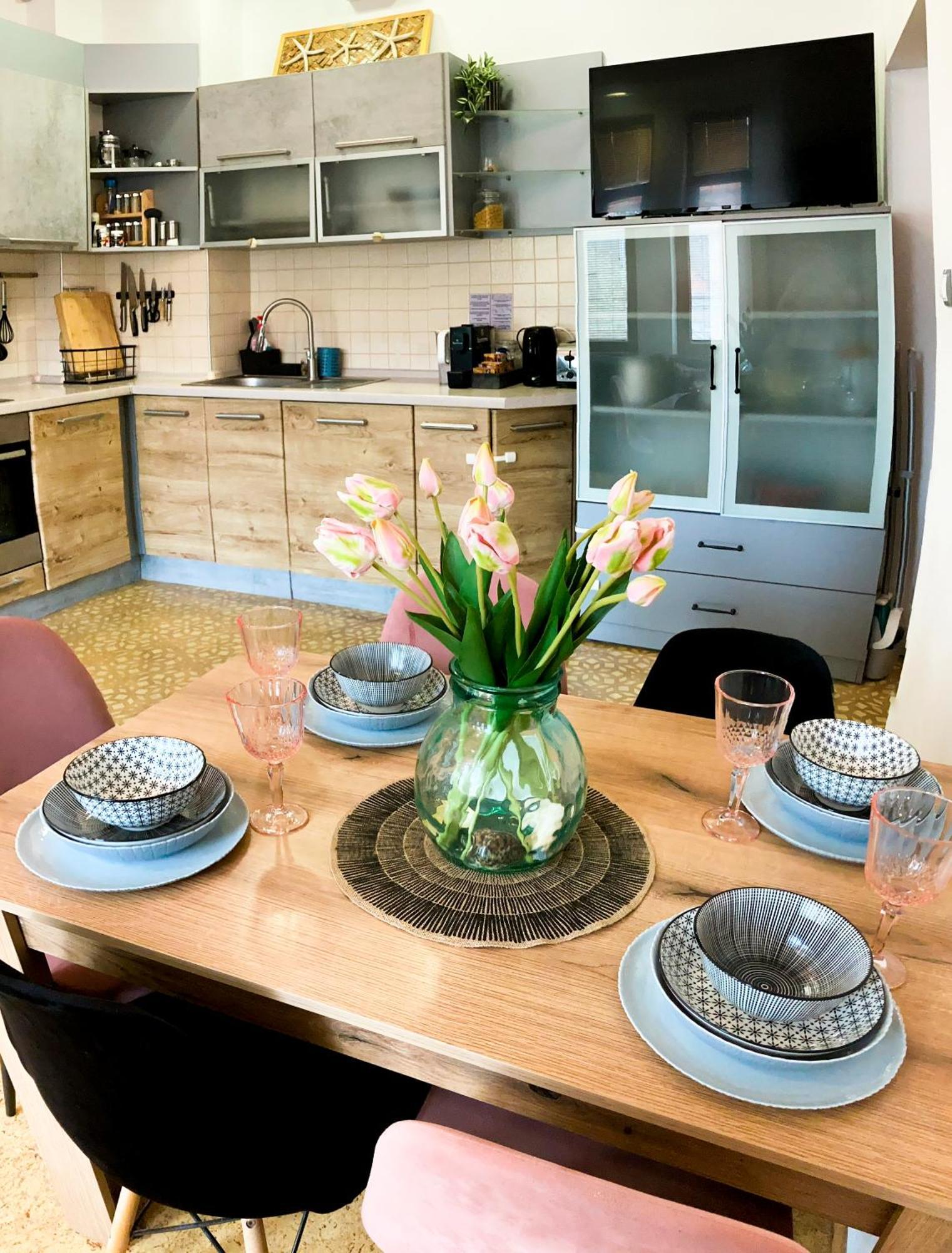 Two Bedroom Apartment -Welcome To Burgas- Top Location, Central Station, Main Walking Street, Sea Garden, Near The Beach Extérieur photo